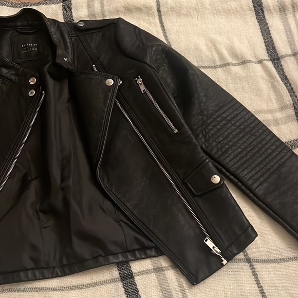 Cotton On Faux Leather Moto Jacket - Picture 2 of 6